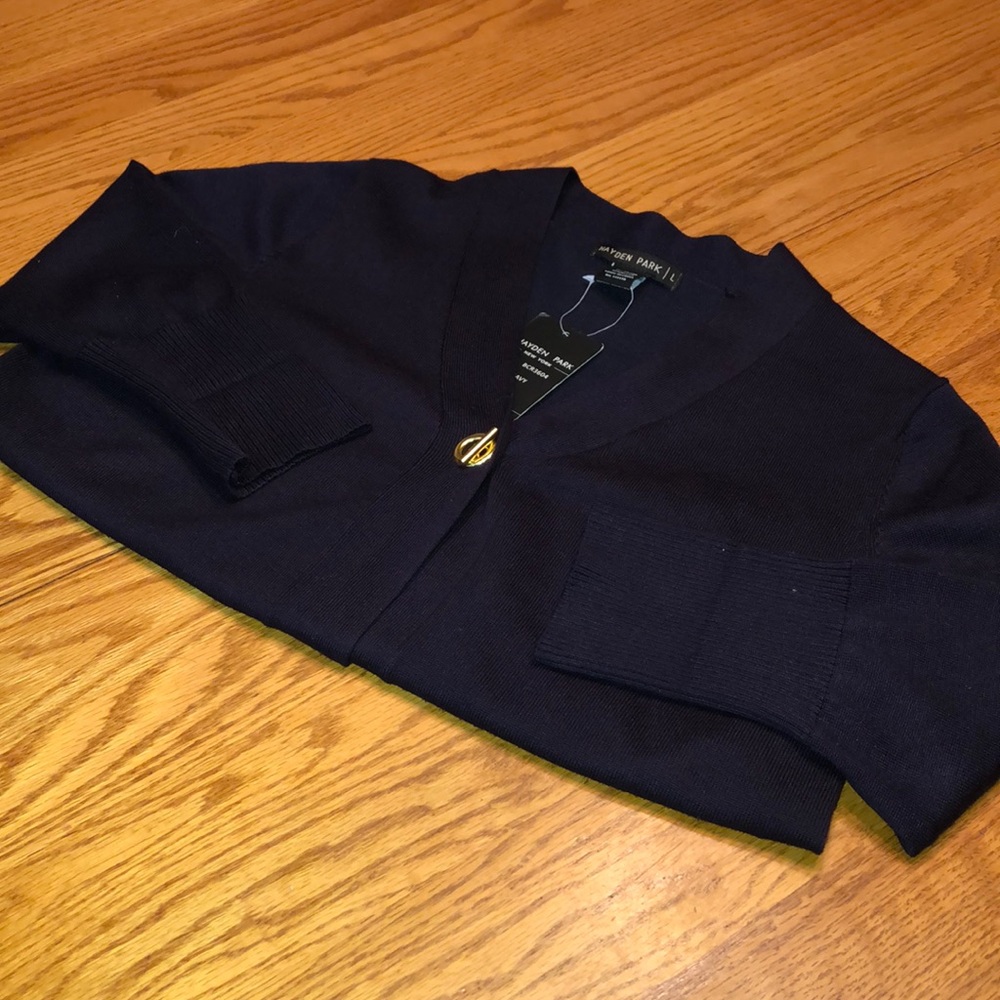 Cardigan - Picture 2 of 3